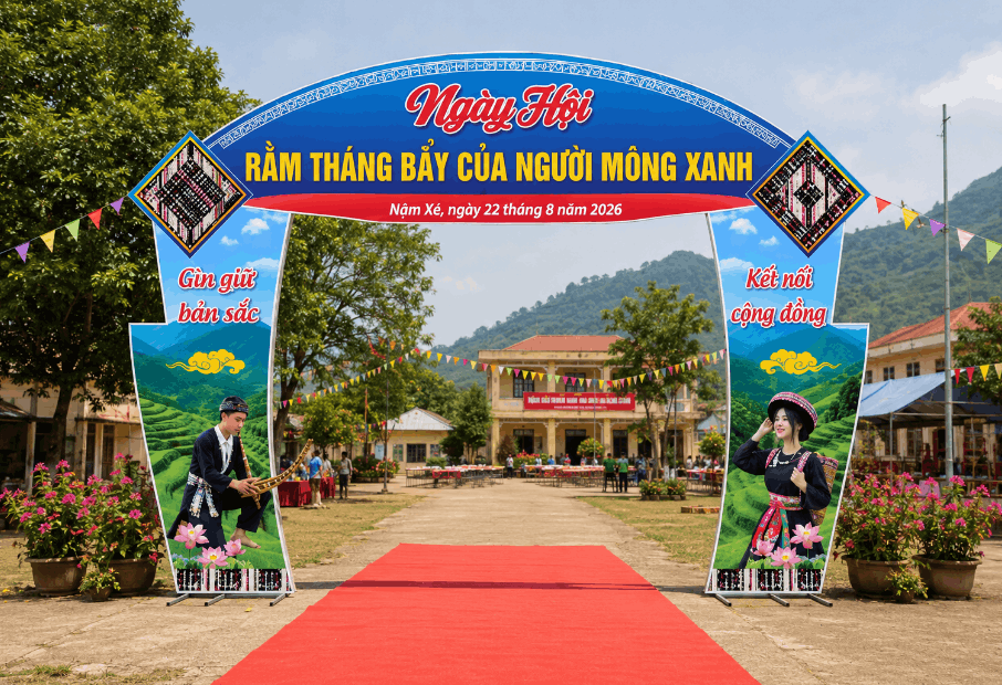 Market cổng ngày hội Rằm tháng bảy của người Mông Xanh