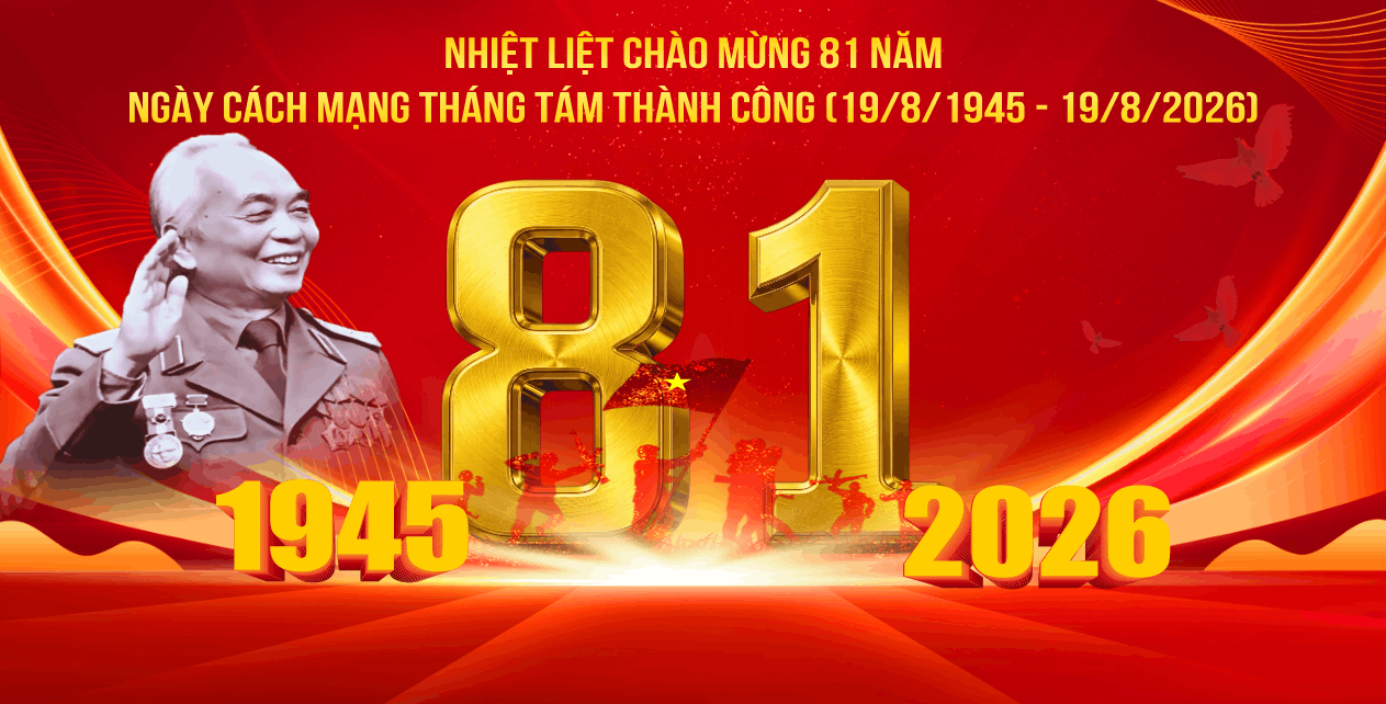 Market kỷ niệm cách mạng tháng Tám thành công #2